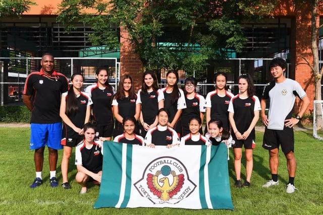 西甲-莱万哑火贝克尔制胜 巴萨0-1皇家社会